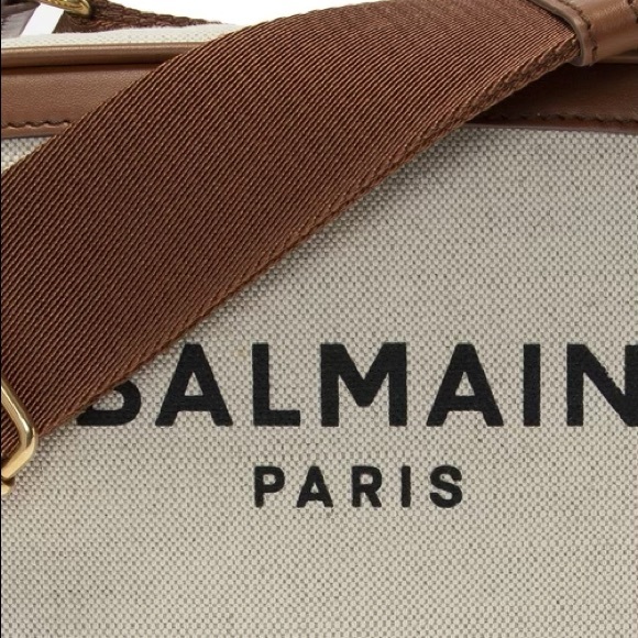Balmain Shoulder Bag with Logo - Picture 6 of 7